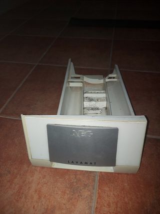 Despiece AEG lavamat 74800. Bien conservada