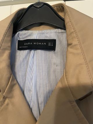 Gabardina clasica zara