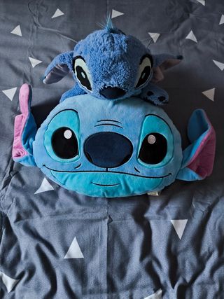 Cojín y muñeco de Stitch 
