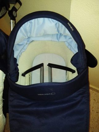 Carro bebe  ,bebe comfort modelo Loola