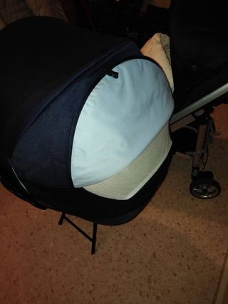 Carro bebe  ,bebe comfort modelo Loola