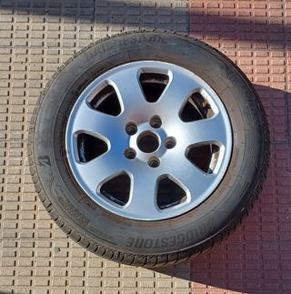 Llanta Audi A4 195/65 R15