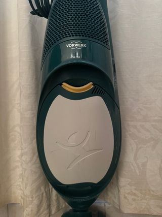 Aspirapolvere FOLLETTO VK140