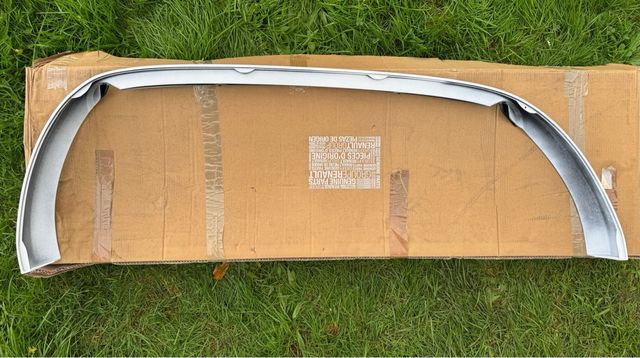 SPOILER PARAGOLPES RENAULT MEGANE III