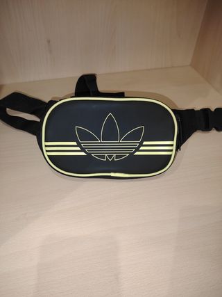 Riñonera adidas 