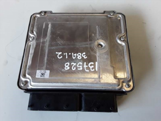 Centralita motor uce Opel Insignia berlina año 20