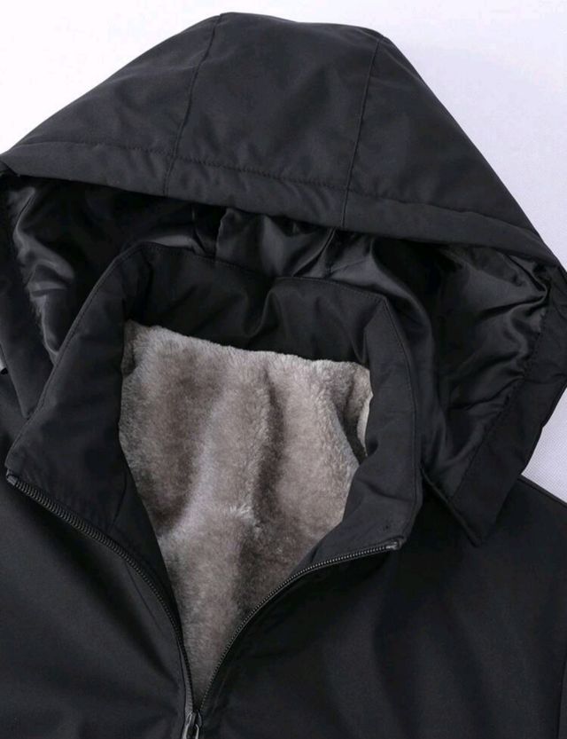 Giubbotto invernale nero da uomo 