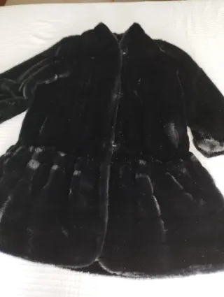 Abrigo imitación visón.