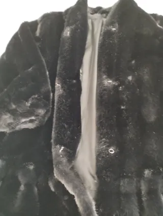 Abrigo imitación visón.