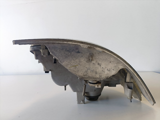 Faro izquierdo Nissan Interstar (x70) año 2007