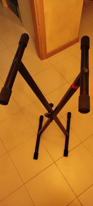 Soporte teclado sintetizador