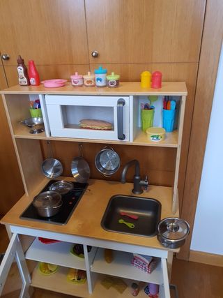 Cocinita de bebe de madera