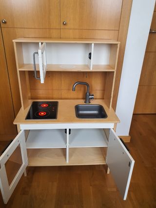 Cocinita de bebe de madera