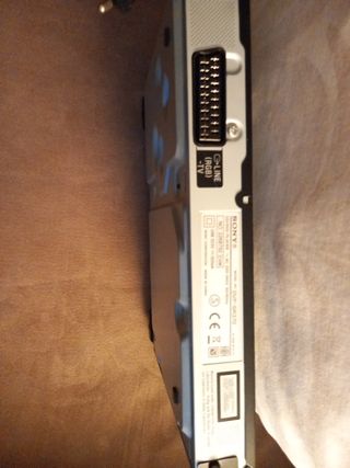 SE VENDE CD DVD PLAYER SONY