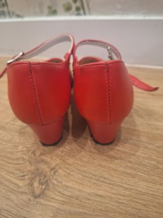 Zapatos niña de flamenco rojos