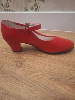 Zapatos niña de flamenco rojos