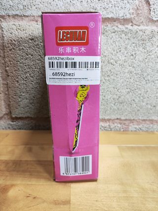 Espada rosa y amarilla de bloques - 790 piezas