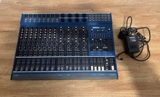 Mesa de mezclas Samson MDR16 - 16 canales