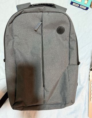 Ordenador portátil HP en buen estado.