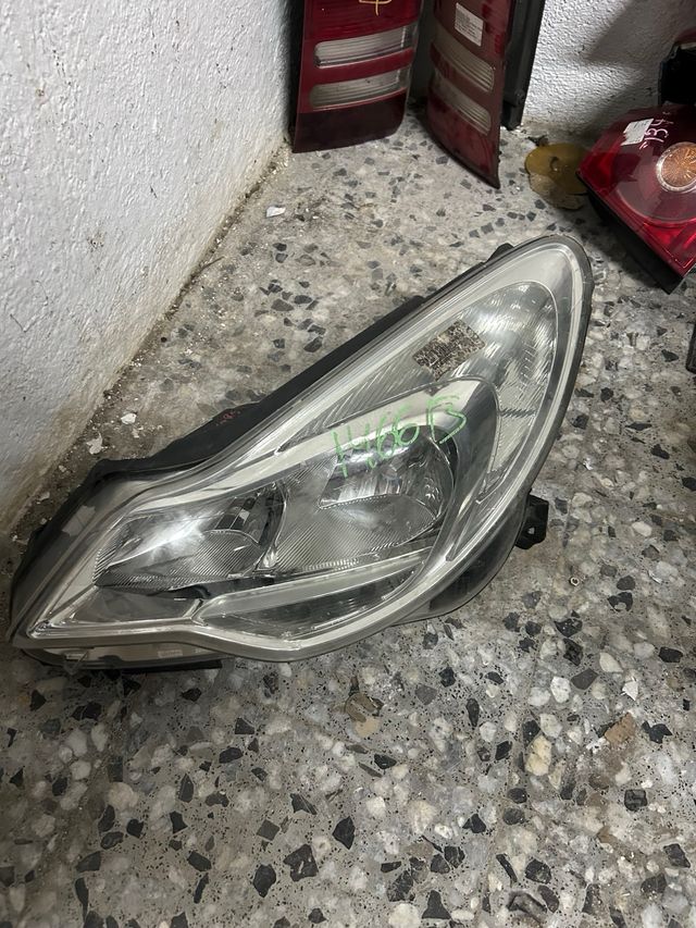 Faro opel corsa