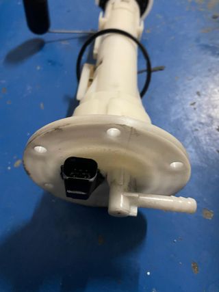 Bomba combustible Joymax 300 sym gasolina 