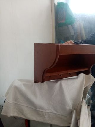 Mensola da mettere sotto pensile