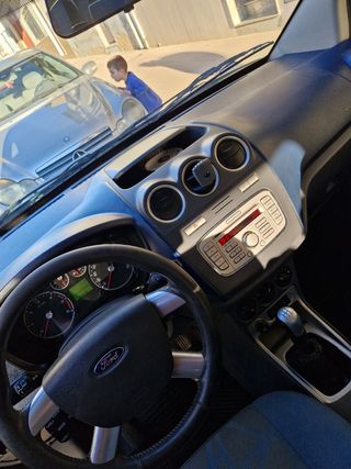 Ford Tourneo Connect 2013