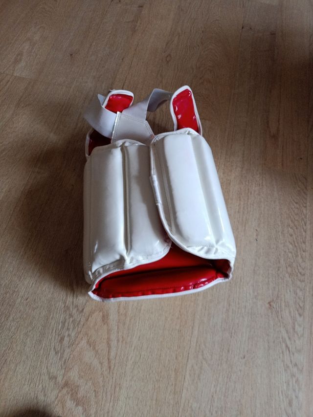 Peto Karate.Muy poco usado. Está impecable