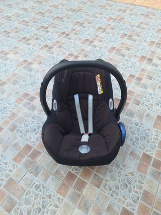 Silla coche MaxiCosi + Base Isofix BebeC