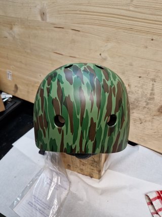 Casco camu ventura