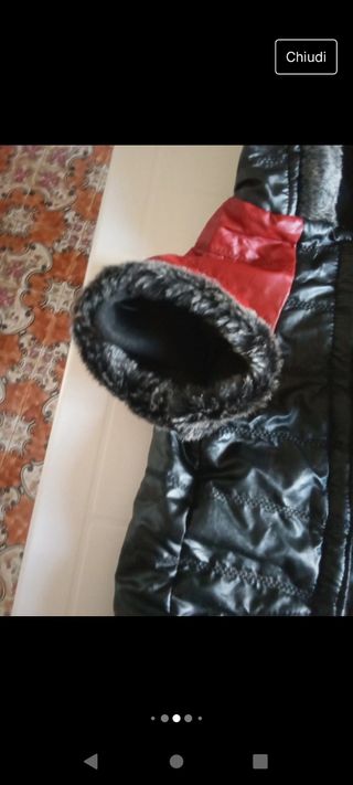 Piumino con cappuccio e pelicciotto