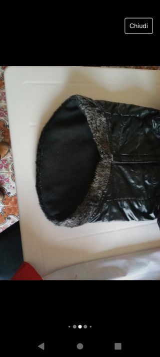 Piumino con cappuccio e pelicciotto