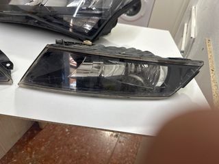 pareja de faros skoda superb 2018