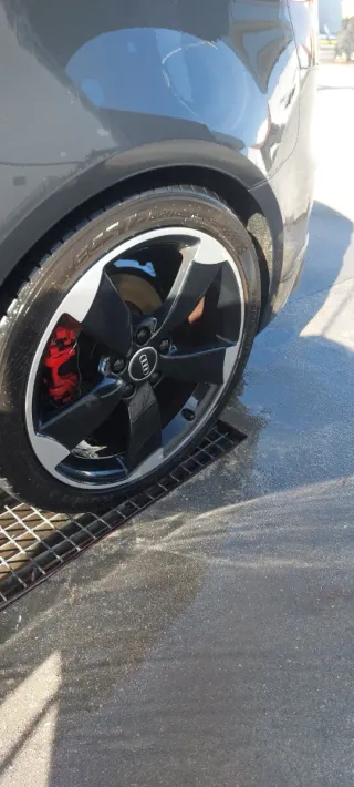 Vendo o cambio llantas rotor en 18" por unas 19"