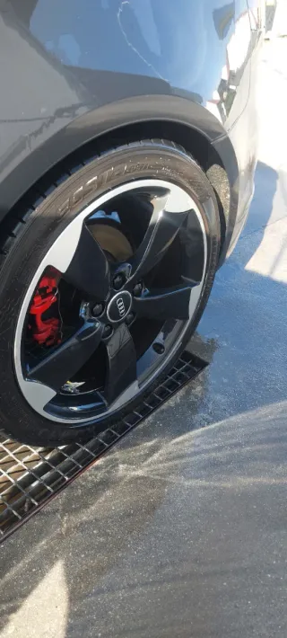 Vendo o cambio llantas rotor en 18" por unas 19"