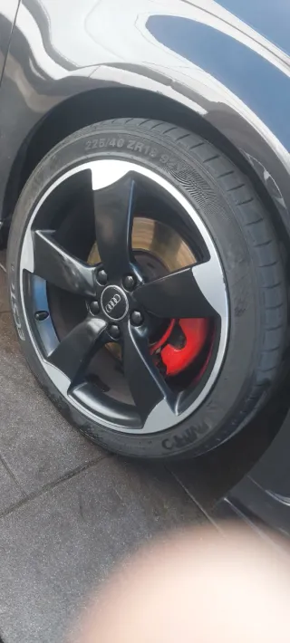 Vendo o cambio llantas rotor en 18" por unas 19"