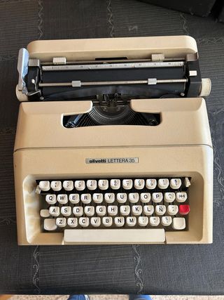 Olivetti Lettera 35 - maquina de escribir