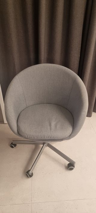Silla de escritorio con ruedas NEGOCIABLE