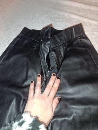 Pantalón de cuero 