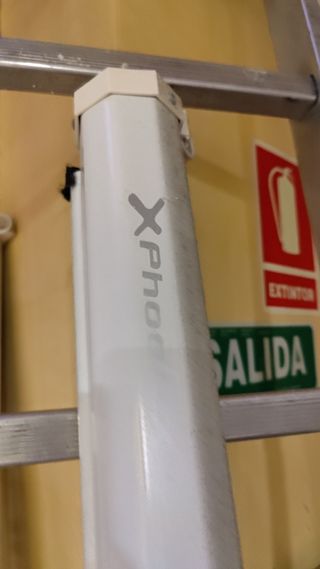 Proyector muro 702.hdmi,USB..., soporte y PANTALLA