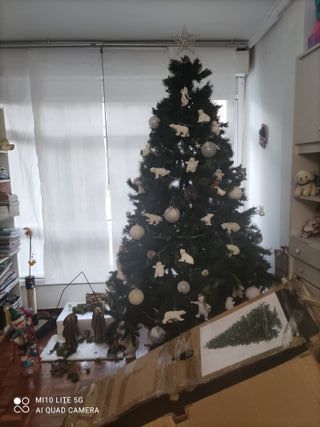 Árbol Navidad y Deco