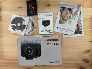 Canon EOS 750D