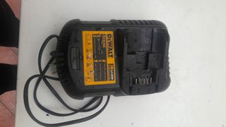 Cargador DEWALT 