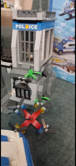 City police sea prison