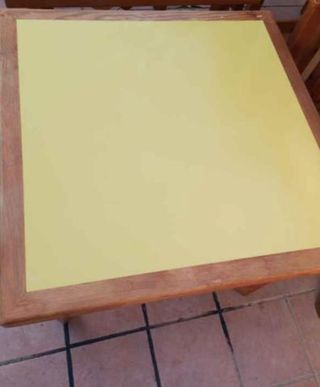 Mesas de maderaVENDO O CAMBIO POR ALGO QE INTERESE