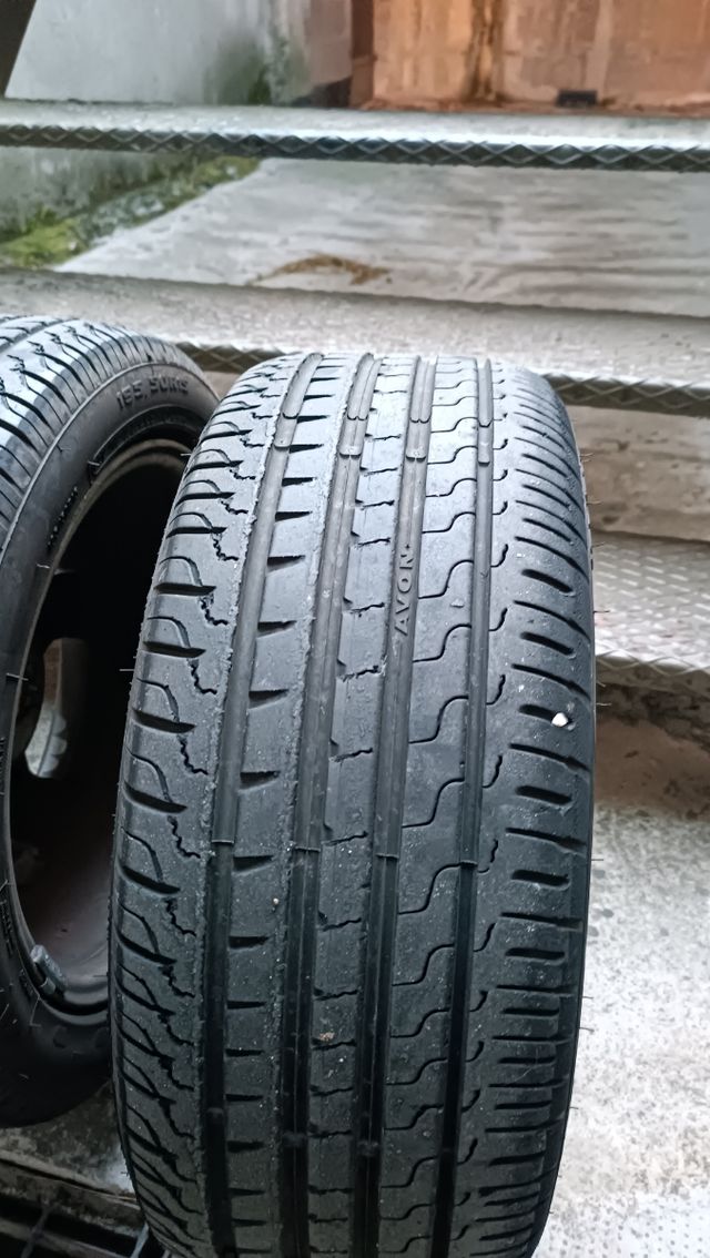 Gomme Avon zv7 195/50/15