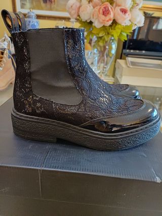 Stivaletto nero Cult.