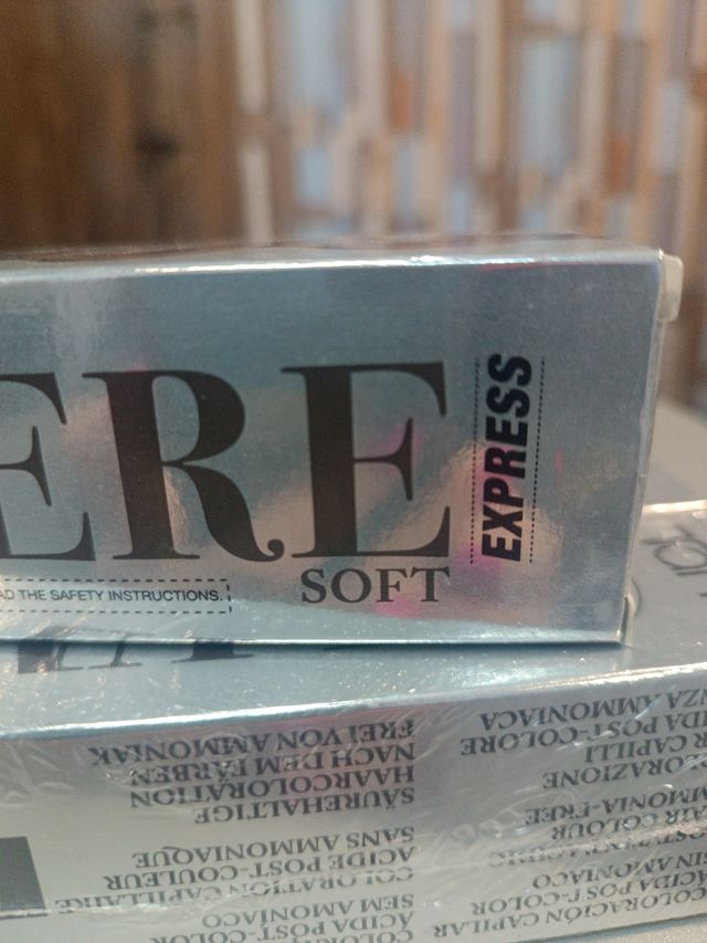 Tres tintes profesional de 100ml.