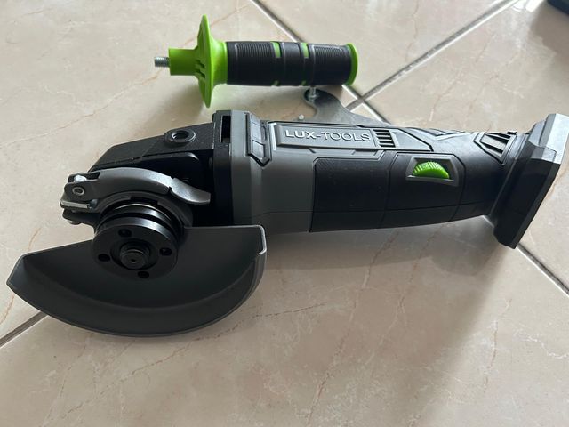 Smerigliatrice angolare a batteria LUX 1 da 20 V