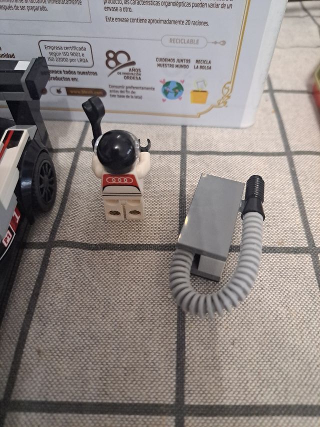 Lego speed Audi R18 e-tron quattro